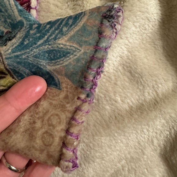 Biya Johnny Was Ledona sherpa floral cardigan - Picture 8 of 13